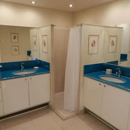 Apartment 2 Pieces Standing Au Coeur De Saint-tropez